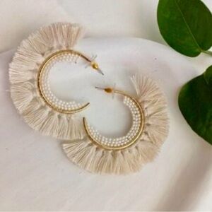 Stella & Dot Elegant blush beaded and Fringe Hoop Earrings (gold)